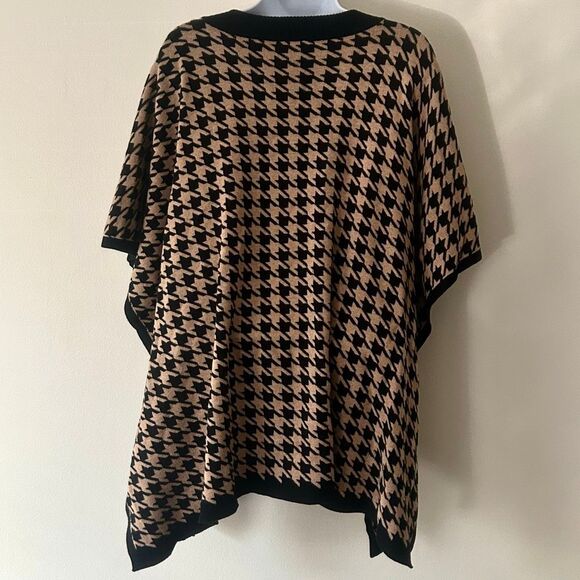 TALBOTS Houndstooth Poncho Sweater Cape 100% Cotton S/M Tan & Black NEW, No Tags - Picture 3 of 9